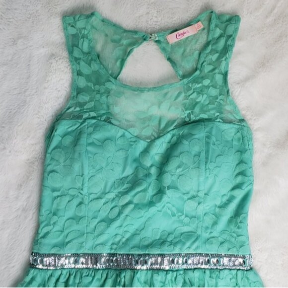 Mint Green Leaf Dress w/ Sparkly Belt and Cutouts SMALL - Picture 2 of 7